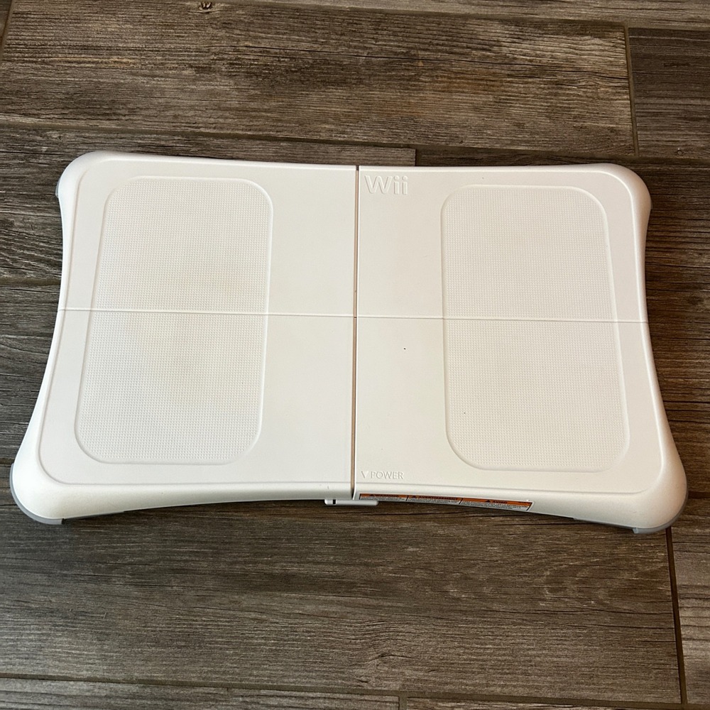 Nintendo Wii Fit Balance Board White Wireless Controller RVL-021 OEM‎ Accessory
